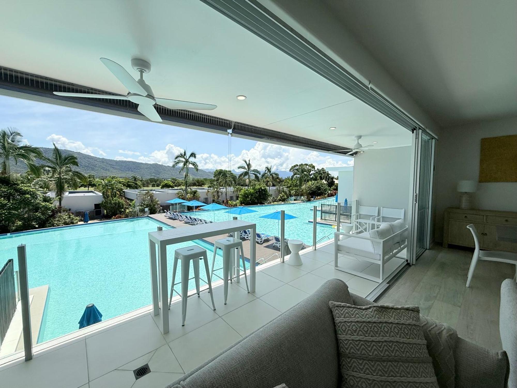 Pool Resort ميناء دوغلاس المظهر الخارجي الصورة